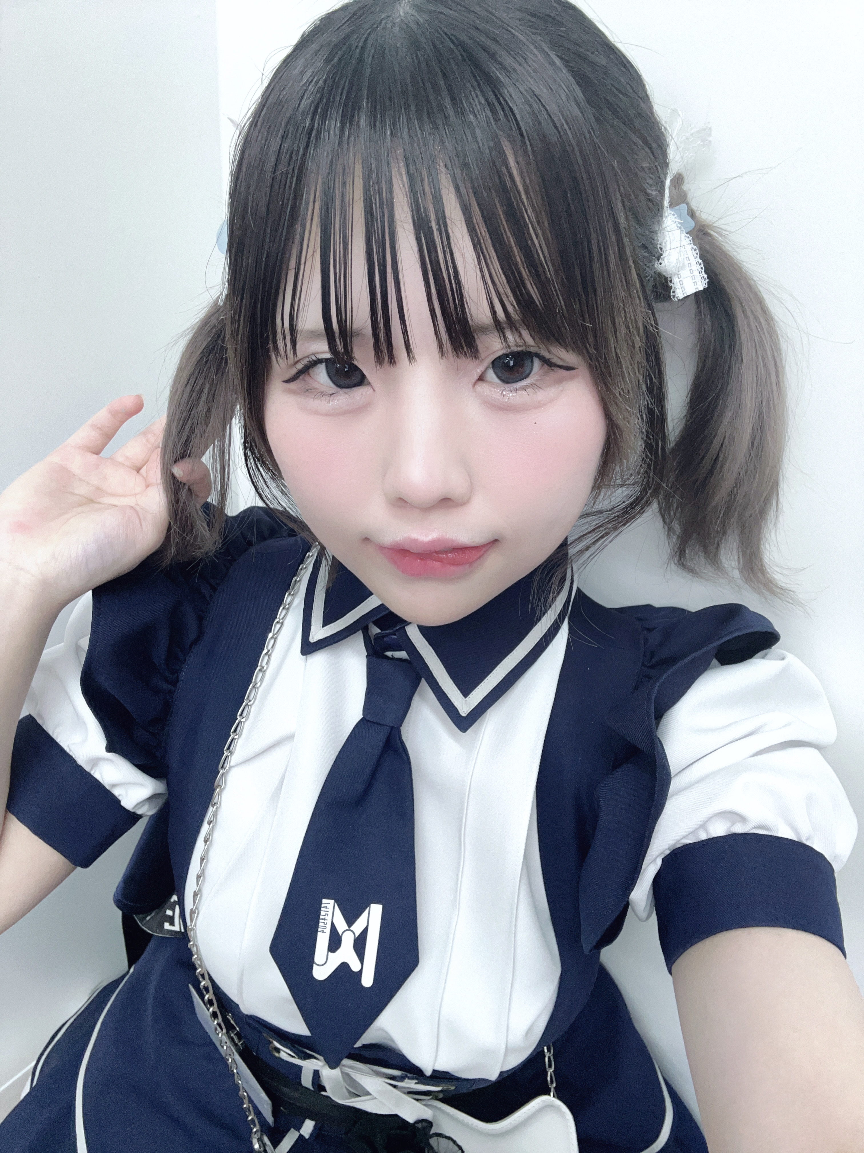 =͟͟͞★ はじめまして❕